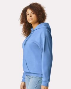Gildan SF500 Unisex Softstyle® Midweight Hooded Sweatshirt – Carolina Blue (on model side)