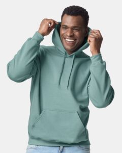 Gildan SF500 Unisex Softstyle® Midweight Hooded Sweatshirt – Aquatic (on model)
