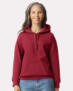Gildan SF500 Unisex Softstyle® Midweight Hooded Sweatshirt – Cardinal (on model)