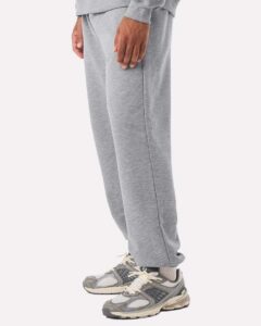 BELLA + CANVAS 4737 Unisex 10 oz. Heavyweight Sweatpants – Athletic Heather (on model side)