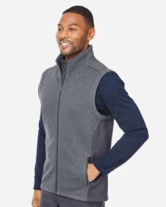 Spyder S17274 Men’s Pursuit Vest – Black Heather/ Polar (on model side)