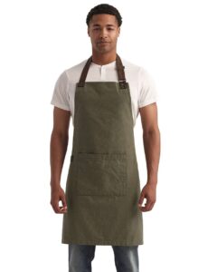 Artisan Collection by Reprime RP144 Annex Oxford Bib Apron – Moss (on model)