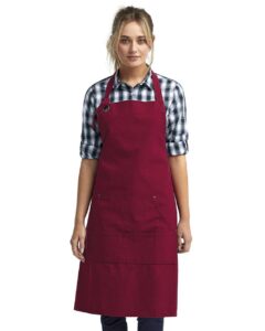Artisan Collection by Reprime RP137 Calibre Heavy Cotton Canvas Pocket Apron – Burgundy (on model)