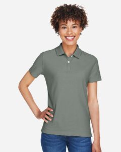 Devon & Jones DG150W Women’s DRYTEC20™ Performance Polo – Dill (on model)