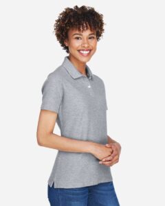 Devon & Jones DG150W Women’s DRYTEC20™ Performance Polo – Grey Heather (on model side)