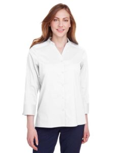 Devon & Jones DG560W Women’s Crown Collection® Stretch Broadcloth Three-Quarter Sleeve Blouse – White (on model)