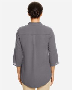 Devon & Jones DP611W Women’s Perfect Fit™  Three-Quarter Sleeve Crepe Tunic – Graphite (on model back)