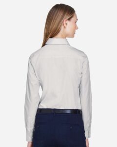 Devon & Jones D620W Women’s Crown Collection® Broadcloth Woven Dress Shirt – Silver (on model back)