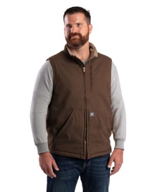 Berne Apparel V818 Men’s Heartland Sherpa-Lined Washed Duck Vest – Bark (on model)