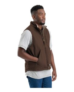 Berne Apparel V818 Men’s Heartland Sherpa-Lined Washed Duck Vest – Bark (on model side)