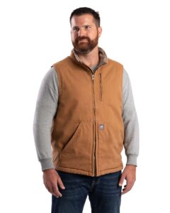 Berne Apparel V818 Men’s Heartland Sherpa-Lined Washed Duck Vest – Brown Duck (on model)