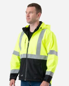 Berne Apparel HVJS206 Men’s Hi-Vis Class 3 Hooded Soft Shell Jacket – Yellow (on model side)