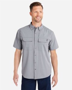 HUK H150183 Men’s Creekbed Short Sleeve Shirt – Night Owl (on model)