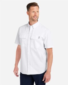 HUK H150183 Men’s Creekbed Short Sleeve Shirt – White (on model side)