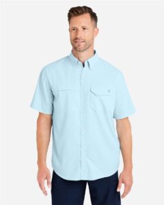 HUK H150171 Men’s Tide Point Short Sleeve Shirt – Crystal Blue (on model)