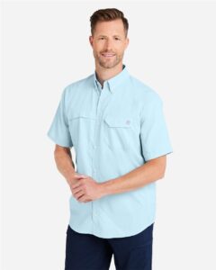 HUK H150171 Men’s Tide Point Short Sleeve Shirt – Crystal Blue (on model side)