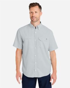 HUK H150171 Men’s Tide Point Short Sleeve Shirt – Harbor Mist (on model)
