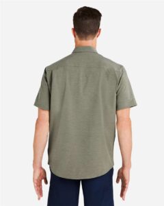 HUK H150154 Men’s Kona Short Sleeve Solid Shirt – Moss (on model back)
