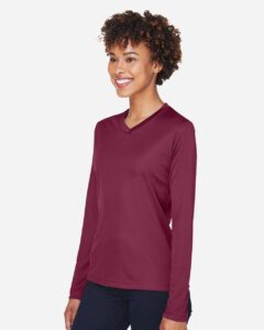 Team 365 TT11WL Women’s Zone Performance Long Sleeve T-Shirt – Sport Maroon (on model side)