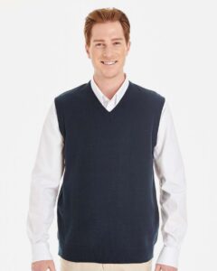 Harriton M415 Men’s Pilbloc™ V-Neck Sweater Vest – Dark Navy (on model)