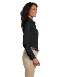 Harriton M510W Women’s Essential Poplin – Black (on model side)