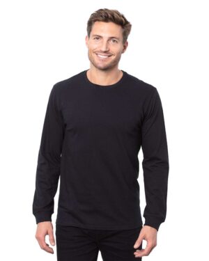 Threadfast Apparel T3000 Unisex Epic Long Sleeve T-Shirt – Black (on model)