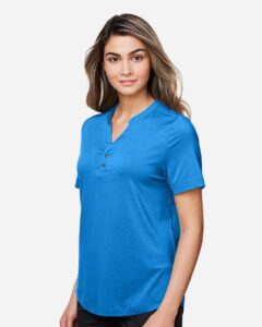 North End NE100W Women’s JAQ Snap-Up Stretch Performance Polo – Light Nautical Blue (on model side)