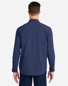 HUK H150184 Men’s Creekbed Pocket Fishing Shirt – Naval Academy (on model back)