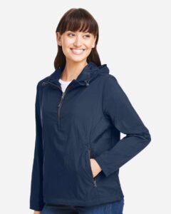 North End NE810W Women’s Aura Lightweight Packable Anorak – Classic Navy/ Carbon (on model side)