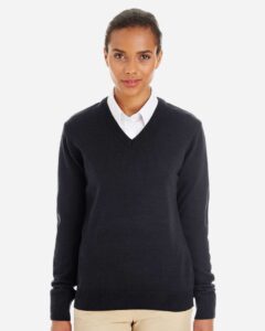 Harriton M420W Women’s Pilbloc V-Neck Sweater – Black (on model)