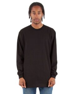Shaka Wear SHALS Unisex Active Long Sleeve Tee – Black (on model)