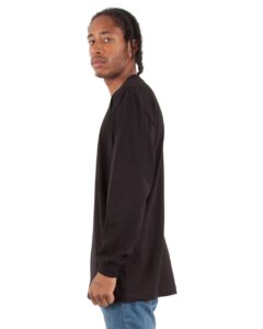 Shaka Wear SHALS Unisex Active Long Sleeve Tee – Black (on model side)