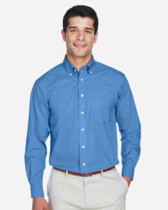 Devon & Jones D620 Men’s Crown Collection® Broadcloth Woven Dress Shirt – French Blue (on model)