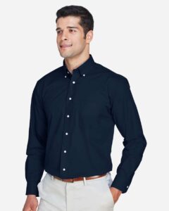 Devon & Jones D620 Men’s Crown Collection® Broadcloth Woven Dress Shirt – Navy (on model side)