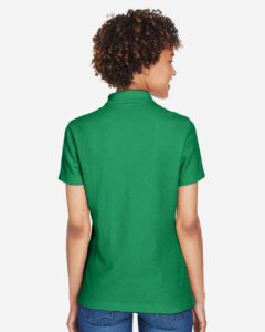 Devon & Jones DG150W Women’s DRYTEC20™ Performance Polo – Kelly Green (on model back)