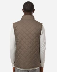 Weatherproof 207359 Men’s Vintage Diamond Quilted Vest – Driftwood (on model back)