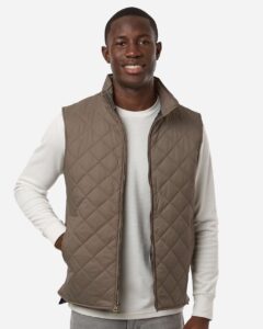 Weatherproof 207359 Men’s Vintage Diamond Quilted Vest – Driftwood (on model)
