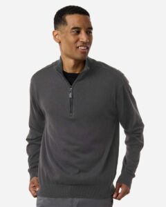 Devon & Jones DG446 Men’s New Classics Quarter-Zip Sweater – Graphite (on model)