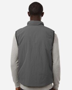 Weatherproof 26714 Men’s Commuter Tech Vest – Storm (on model back)