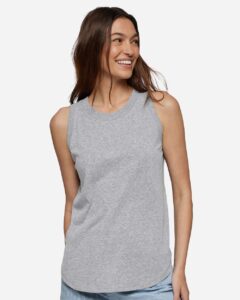 LAT 3592 Women’s Relaxed Fine Jersey Tank – Heather (on model)