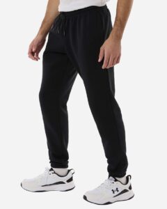 Under Armour 1373882 Men’s Icon Fleece Joggers – Black/ Pitch Grey (on model side)