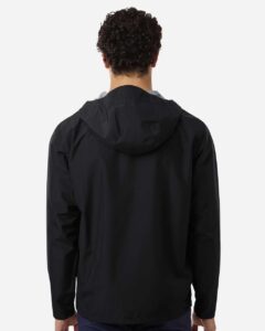 Under Armour 6009583 Men’s Cloudstrike Jacket – Black/ White (on model back)