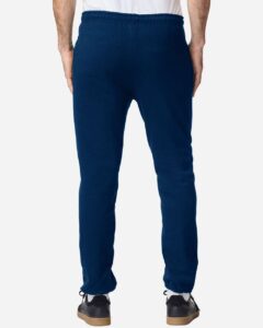 Gildan 18100 Unisex Heavy Blend™ Pocket Sweatpants – Navy (on model back)