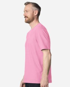 Gildan 64000 Unisex Softstyle® T-Shirt – Fan Candy Pink (on model side)