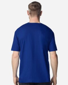 Gildan 64000 Unisex Softstyle® T-Shirt – Fan Deep Royal (on model back)