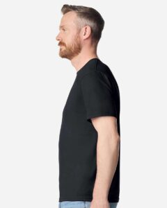 Gildan 64PLSMA Unisex Softstyle® Plasma Print T-Shirt – Black (on model side)