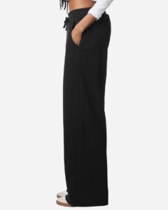 American Apparel FTP00 Women’s French Terry Wide Leg Pants – Black (on model side)