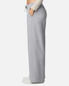 American Apparel FTP00 Women’s French Terry Wide Leg Pants – Heather Grey (on model side)