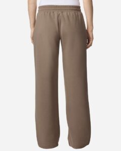 American Apparel FTP00 Women’s French Terry Wide Leg Pants – Savana (on model back)