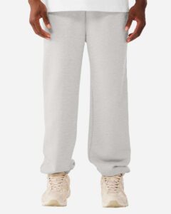 BELLA + CANVAS 4737 Unisex 10 oz. Heavyweight Sweatpants – Vintage Heather Grey (on model)